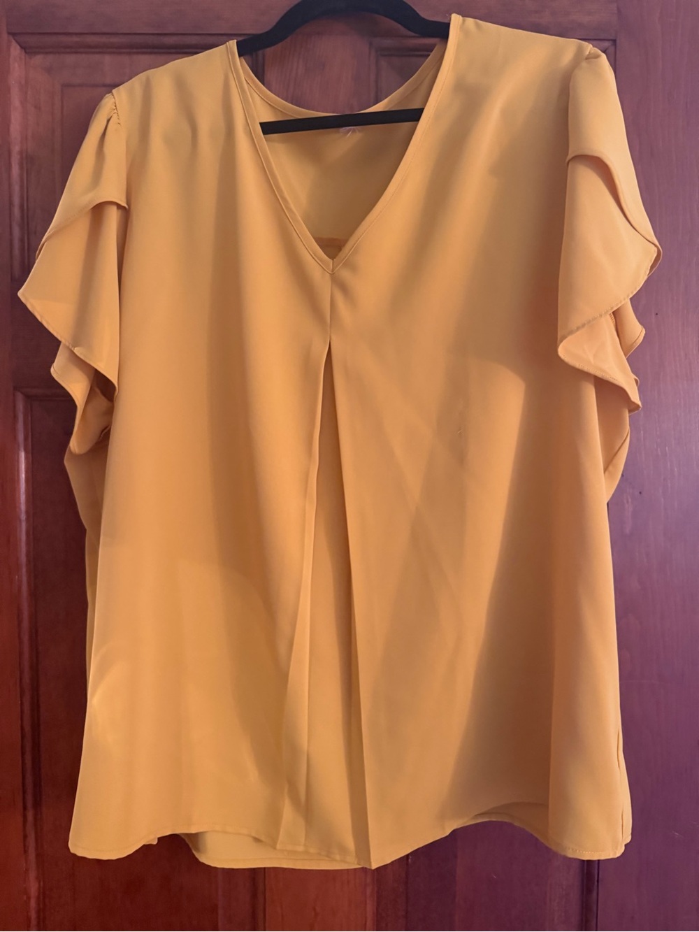 Women’s 2X Mustard Yellow Blouse V Neck Flutter Sleeve Flowy Top Plus Size